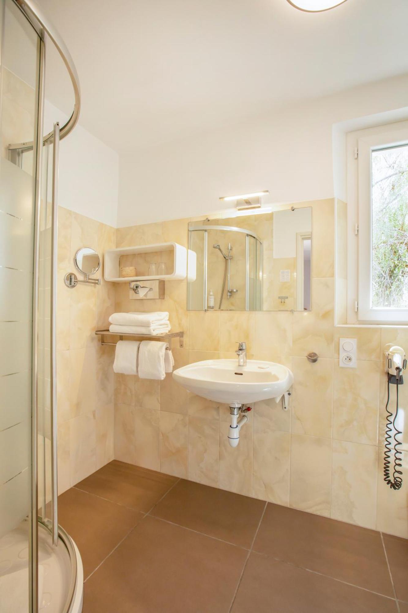 Hotel La Bienvenue 3*